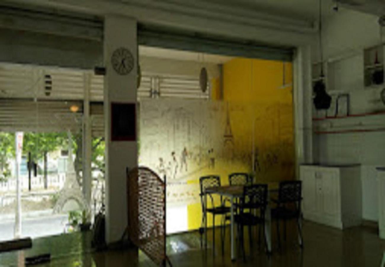 Chaplin Hotel Puducherry Exterior foto